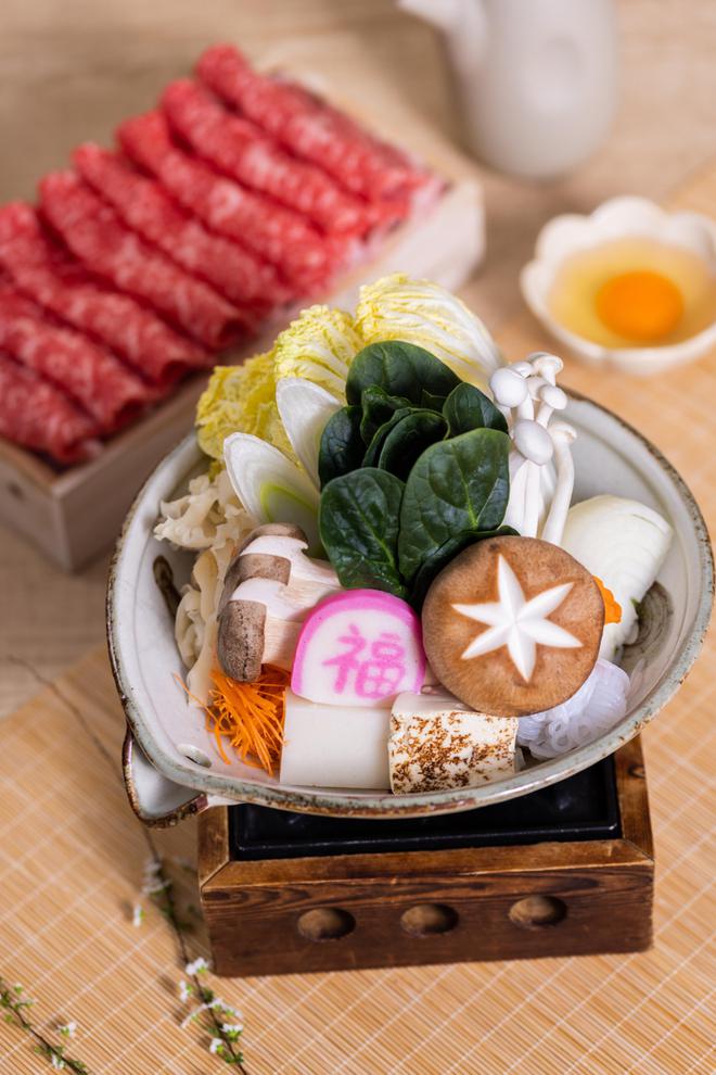Olé精品超市匠心谱写春日有机美食PG麻将胡了2上海浦东香格里拉携手(图4)